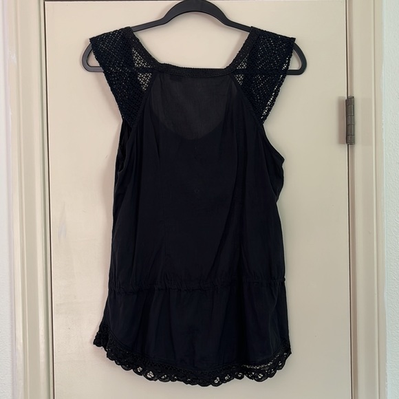 Raviya Black Floral Embroidered Bohemian Top. Size S - Picture 11 of 11